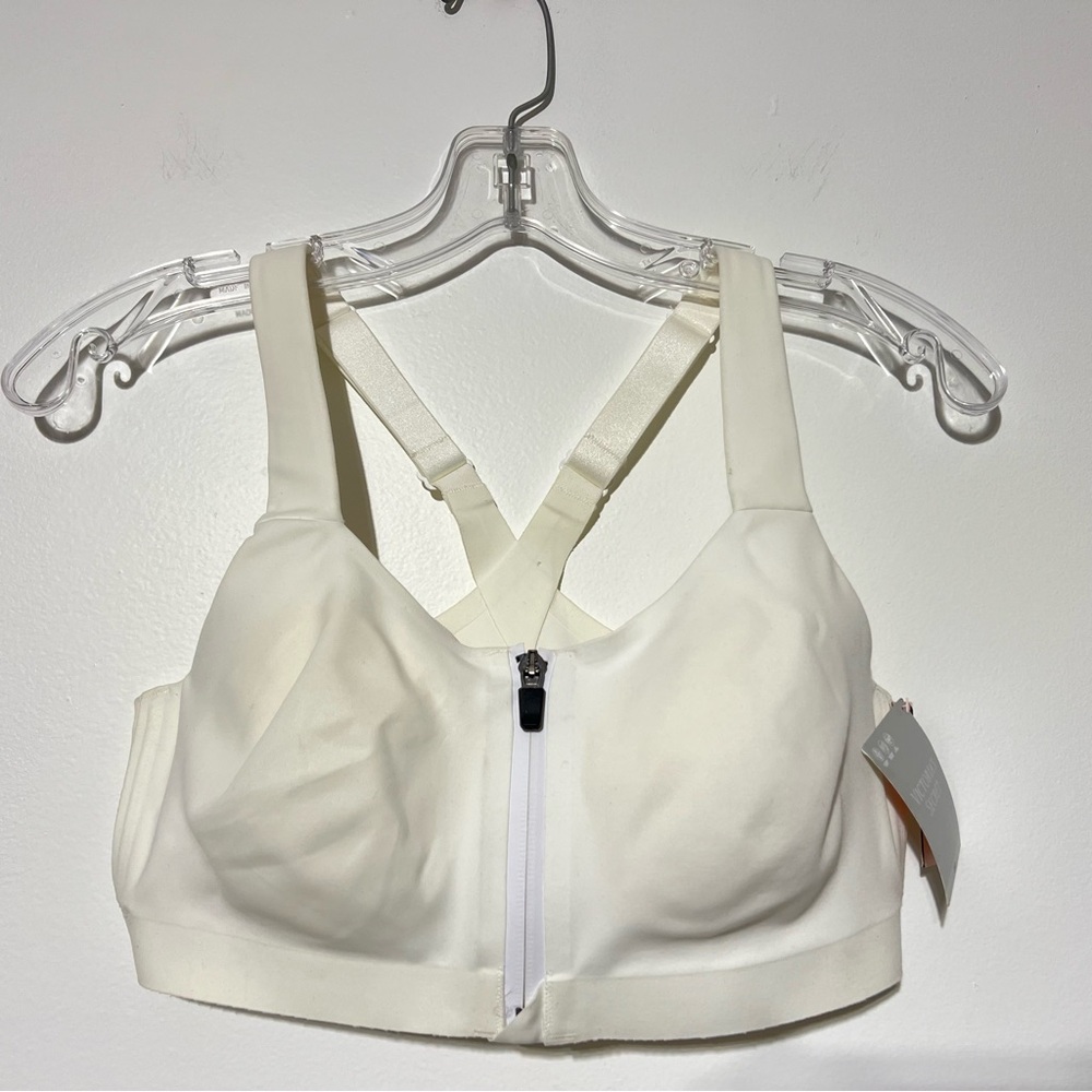 Victoria's Secret White Sports Bra with Wide Straps and Full Coverage